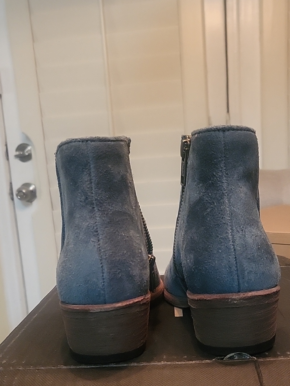 FRYE Classic Carson Piping Bootie - Picture 3 of 6